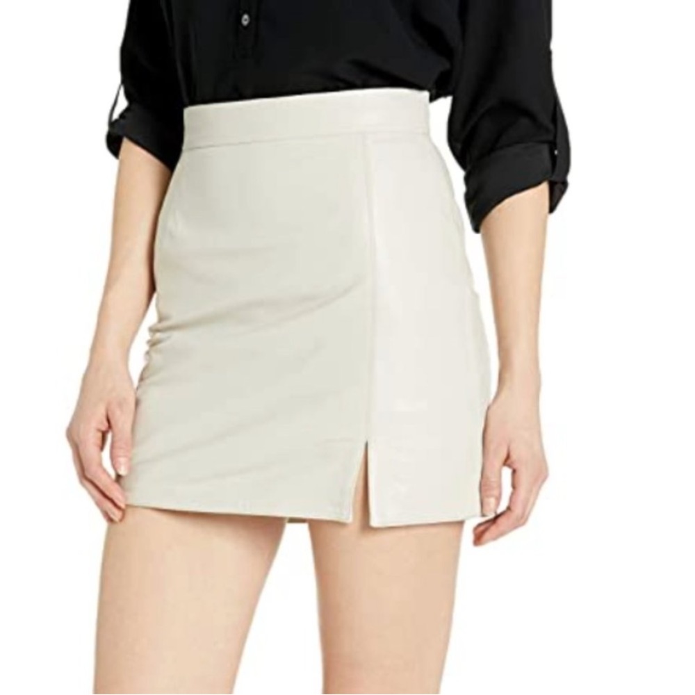 BB Dakota lamb leather skirt size 8 butter soft!!!!